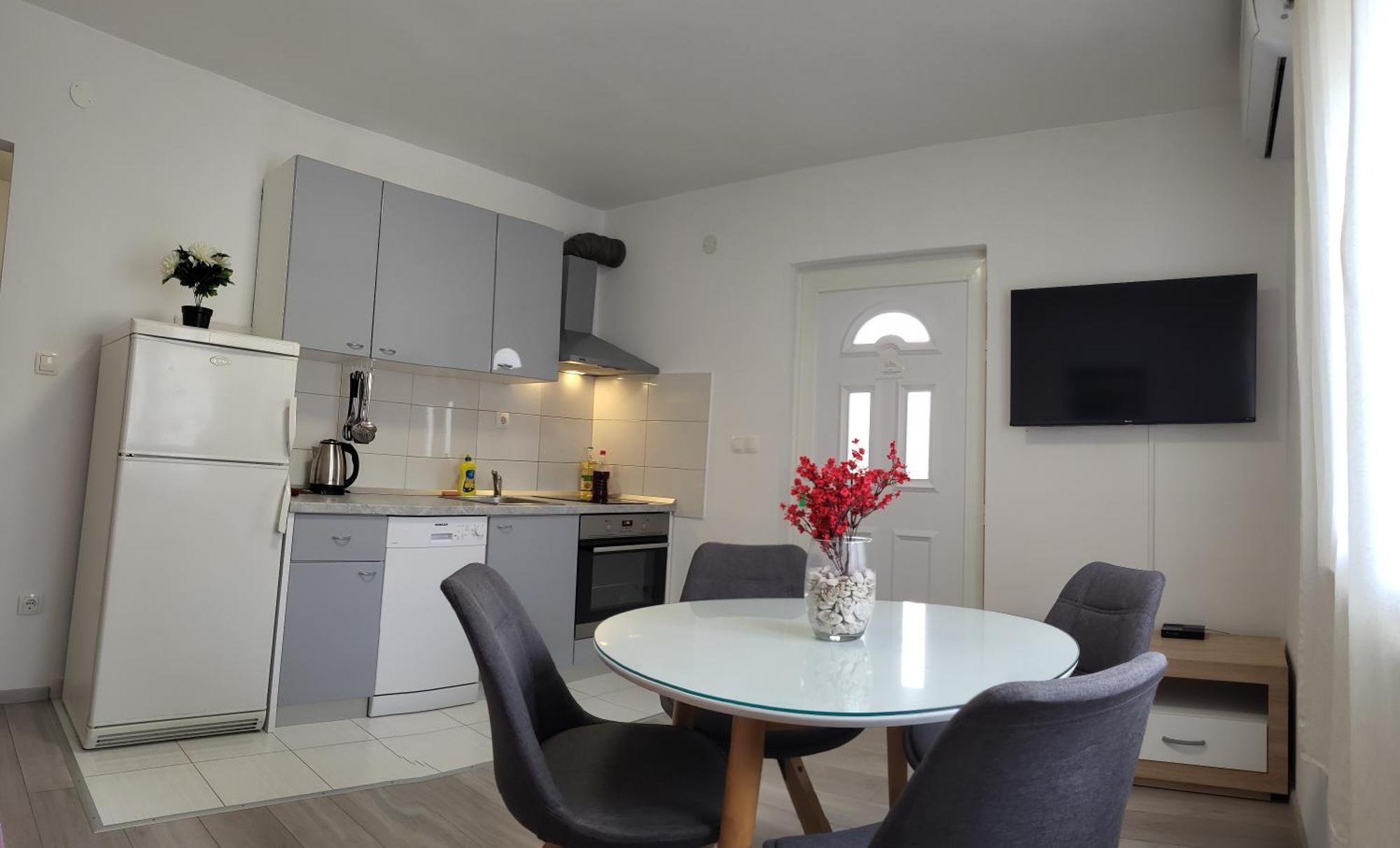 Apartment Ivona *