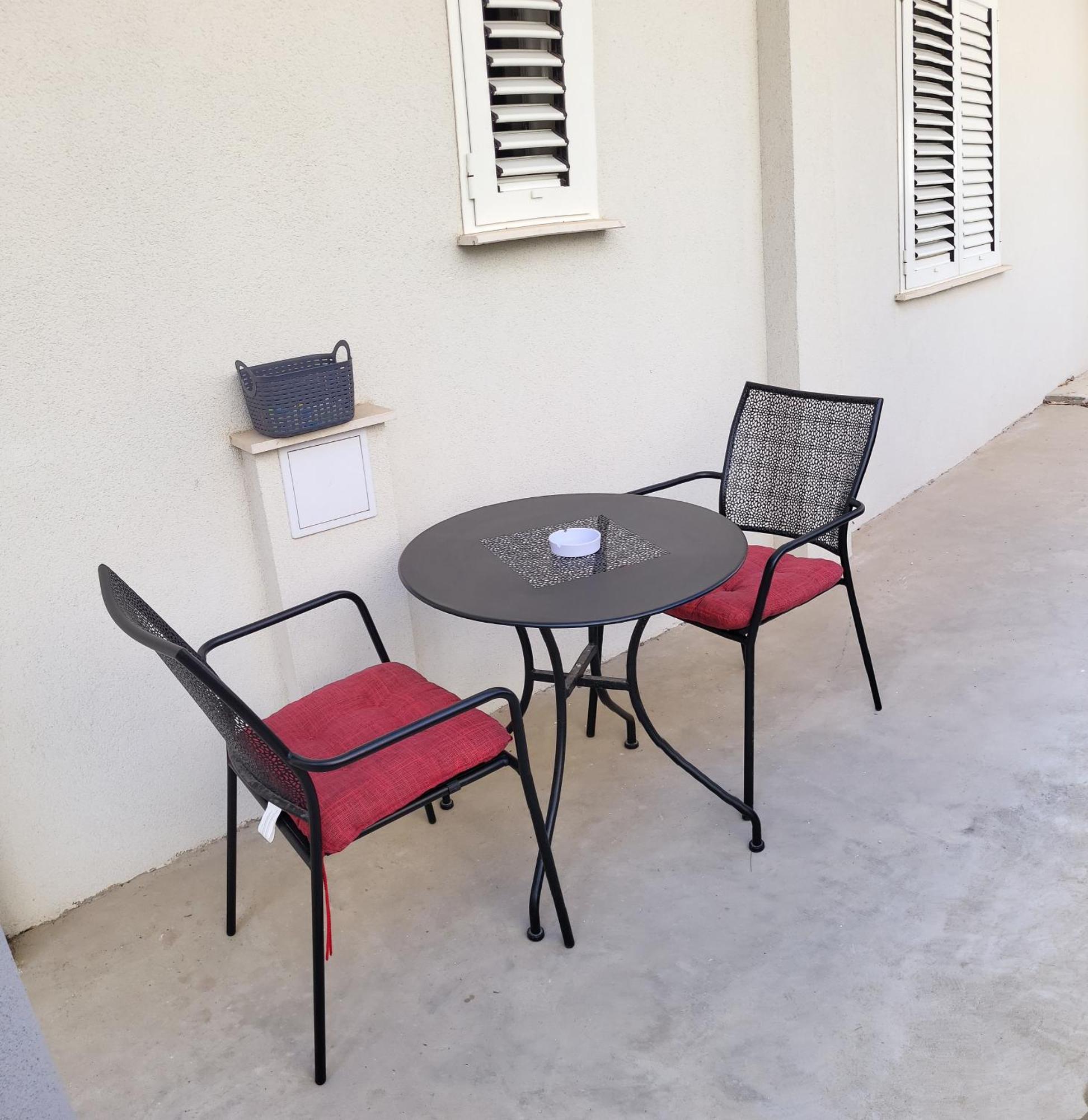 Ivona Apartment *